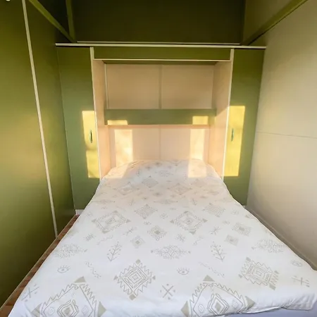 Domek alpejski Confortable Avec Jardin Pres De